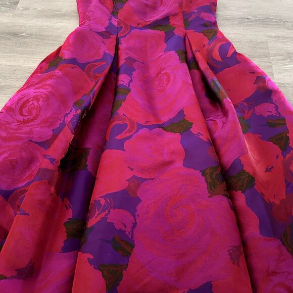 Striking Brocade Adrianna Papell Dress Gown Red Pink Roses Purple Plus Size 14 - Picture 2 of 7